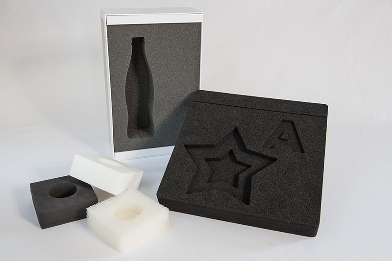 packagings in polyurethane and polyethilene foam